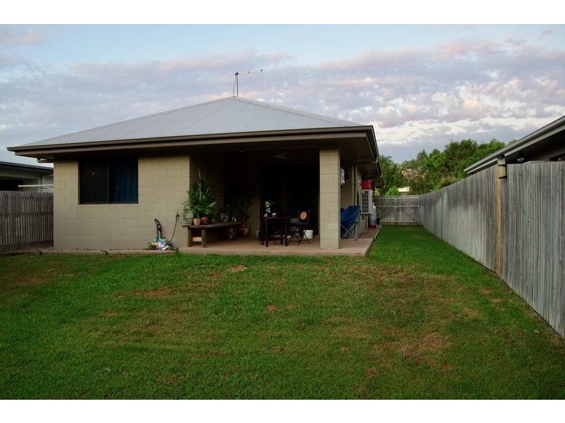 4 Elford Place, Mount Louisa QLD 4814