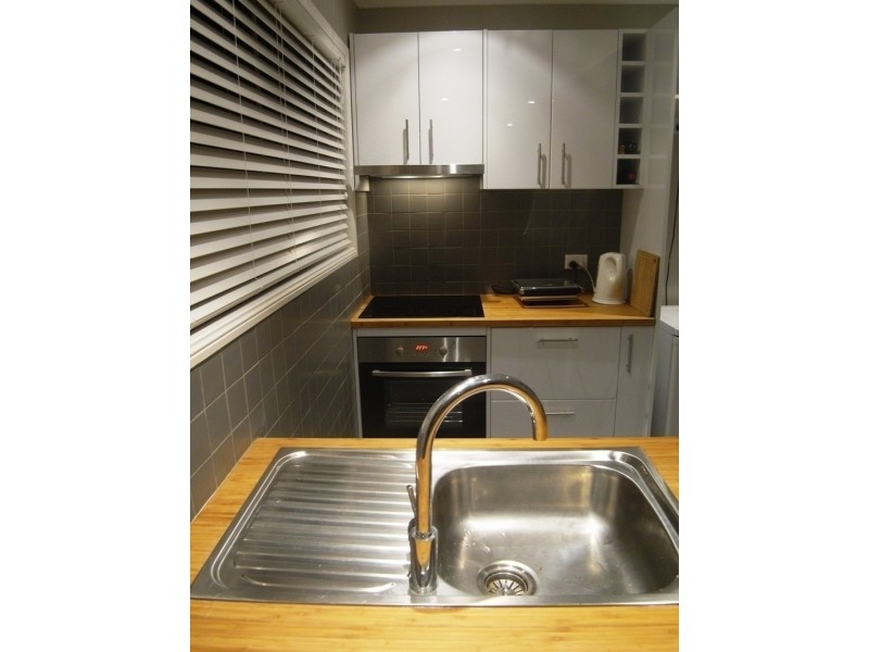 1/131 Eyre Street, North Ward QLD 4810