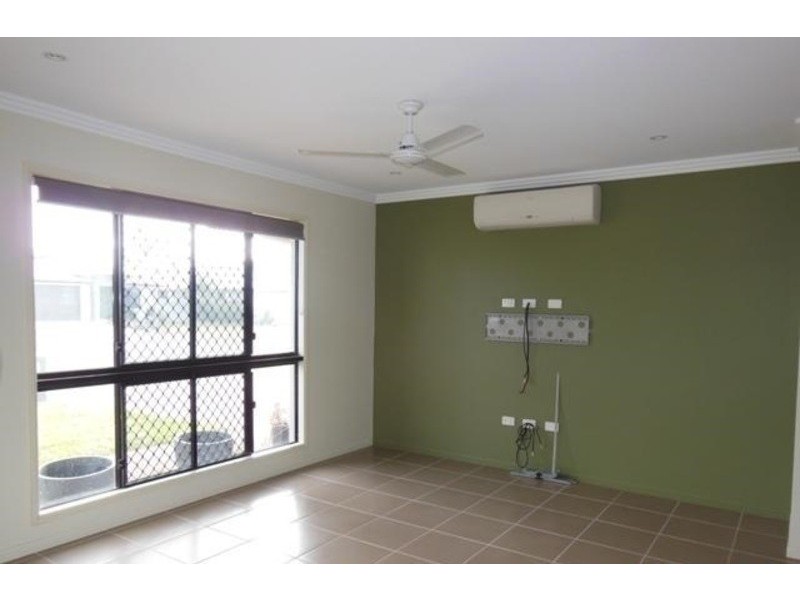 36 Blue Wren Drive, Kelso QLD 4815