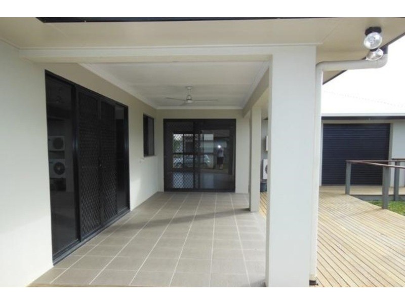 36 Blue Wren Drive, Kelso QLD 4815