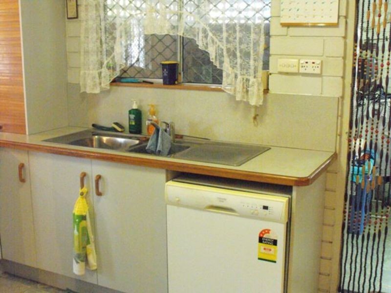 621 Ross River Road, Kirwan QLD 4817