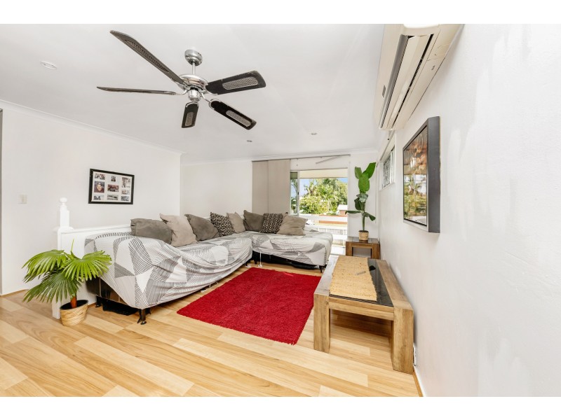 36 Renecol Avenue, Rasmussen QLD 4815