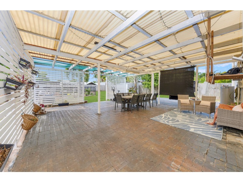 36 Renecol Avenue, Rasmussen QLD 4815