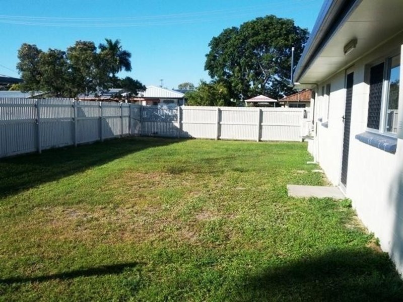 24 San Vito Cresent, Rasmussen QLD 4815