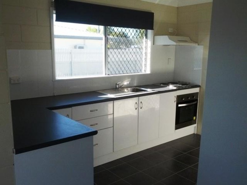 24 San Vito Cresent, Rasmussen QLD 4815