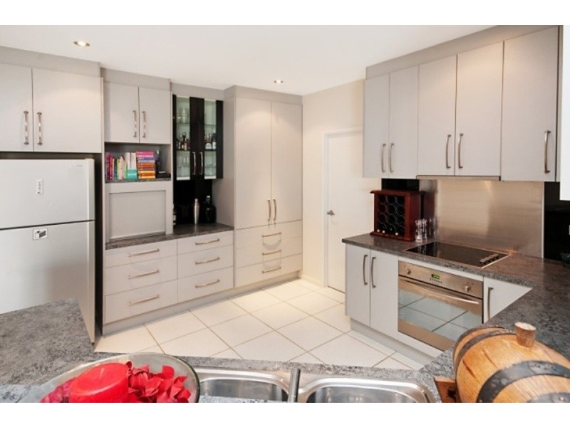 18 Twinview Tce, Idalia QLD 4811