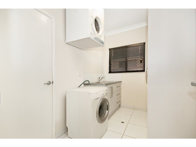 18 Twinview Tce, Idalia QLD 4811