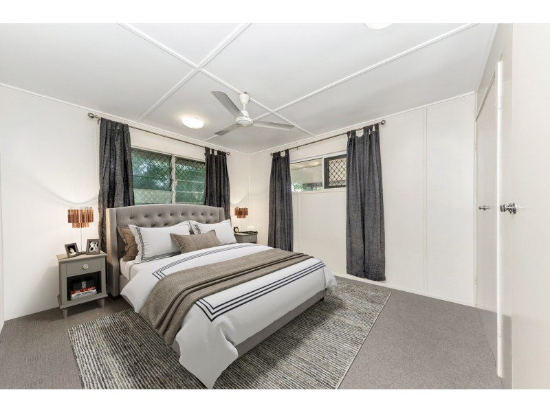 4 Riechelmann Street, Heatley QLD 4814