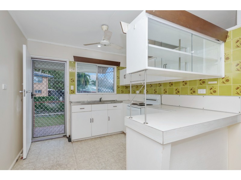 21 Faraday Street, Wulguru QLD 4811