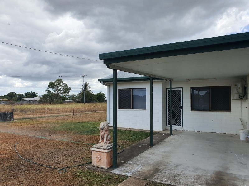 2/5 Dingah Street, Rasmussen QLD 4815