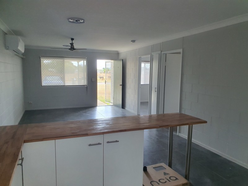 2/5 Dingah Street, Rasmussen QLD 4815