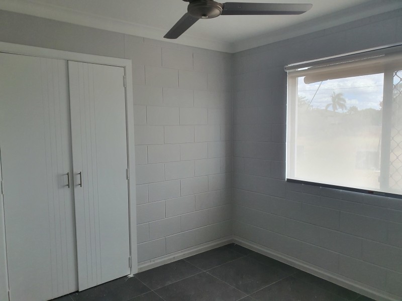 2/5 Dingah Street, Rasmussen QLD 4815