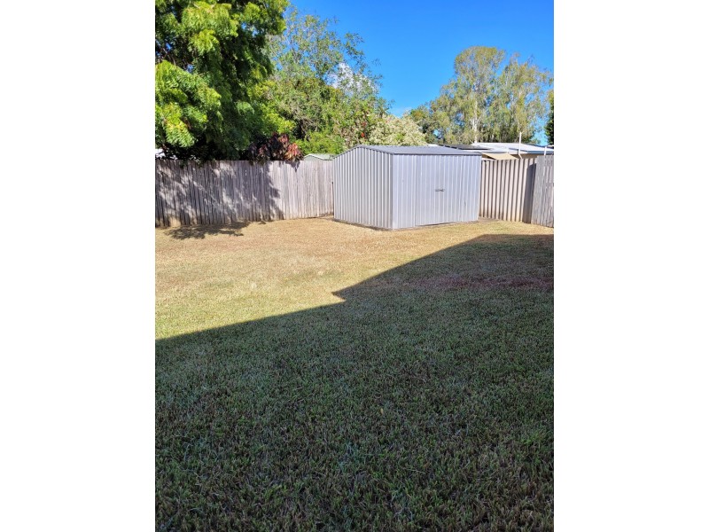 236 Pinnacle Drive, Rasmussen QLD 4815