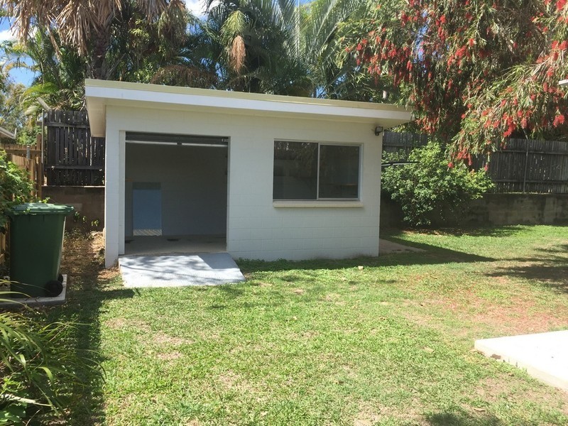 14 Lara Street, Cranbrook QLD 4814
