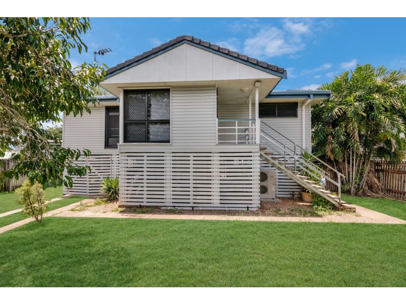 25 Hutchins Street, Heatley QLD 4814