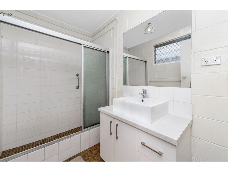 26 Clayton Street, Hermit Park QLD 4812