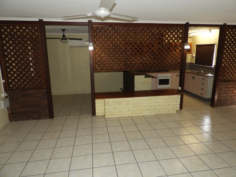 159 Albert Street, Cranbrook QLD 4814