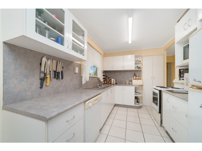10 Neil Street, Kirwan QLD 4817
