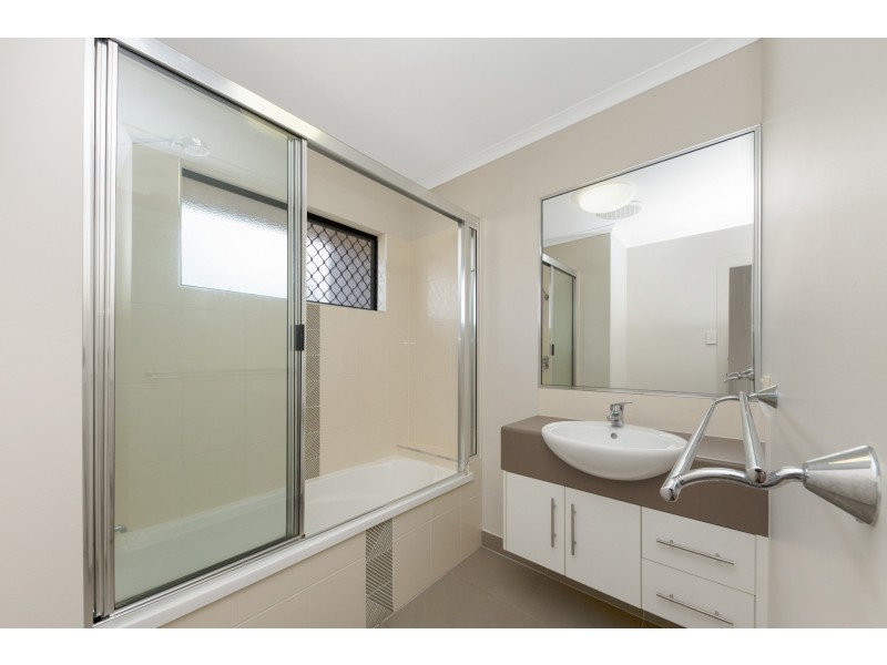 98 Summerland Drive, Deeragun QLD 4818