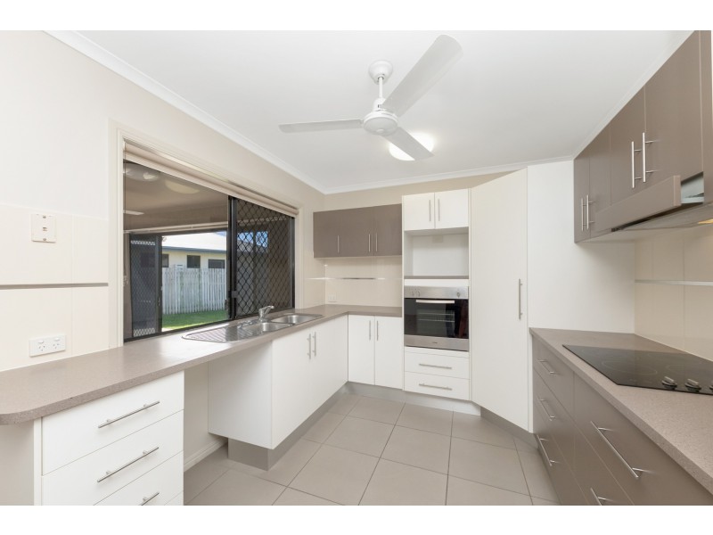 98 Summerland Drive, Deeragun QLD 4818