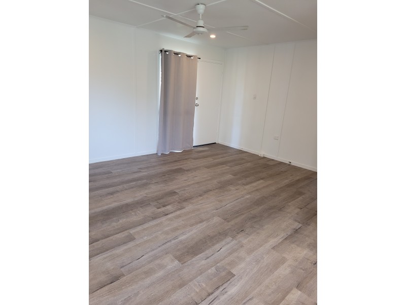 26 Hivers Street, Vincent QLD 4814