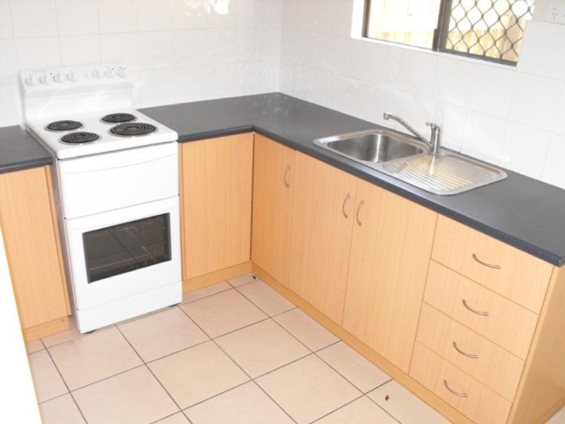 4/18 Kitchener Road, Pimlico QLD 4812