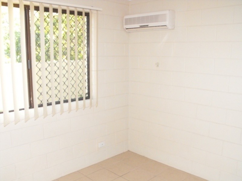 4/18 Kitchener Road, Pimlico QLD 4812