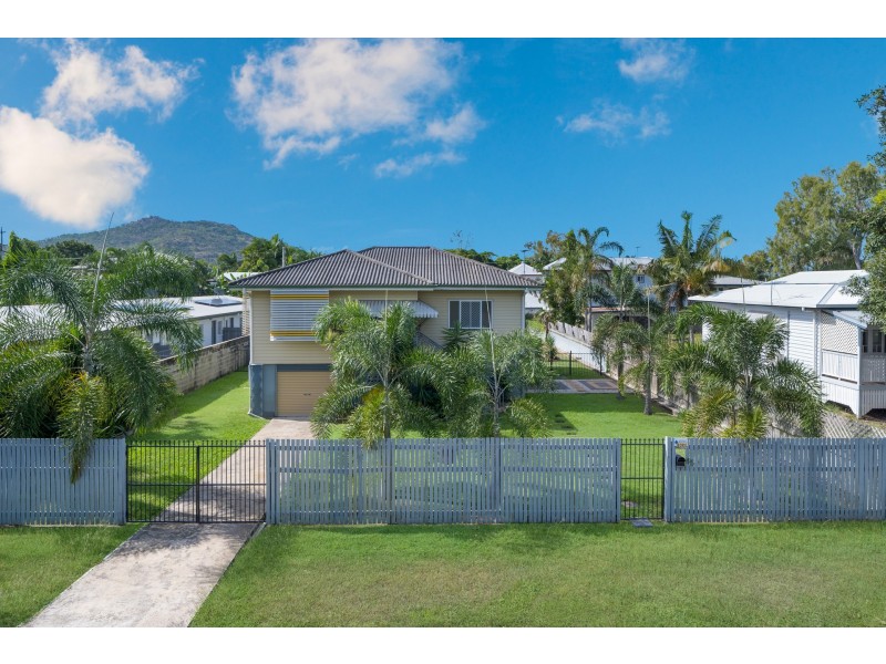 45 Hughes Street, Hermit Park QLD 4812