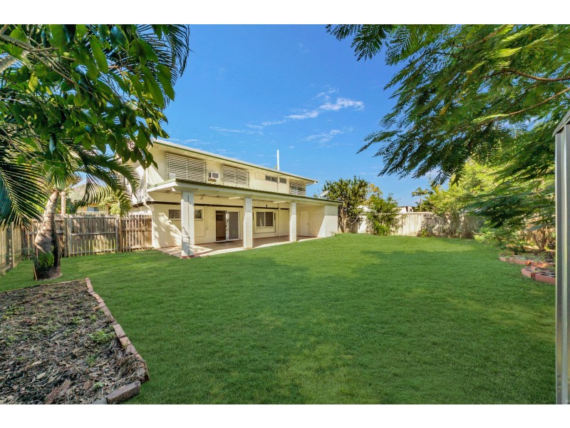 15 Mallee Street, Condon QLD 4815