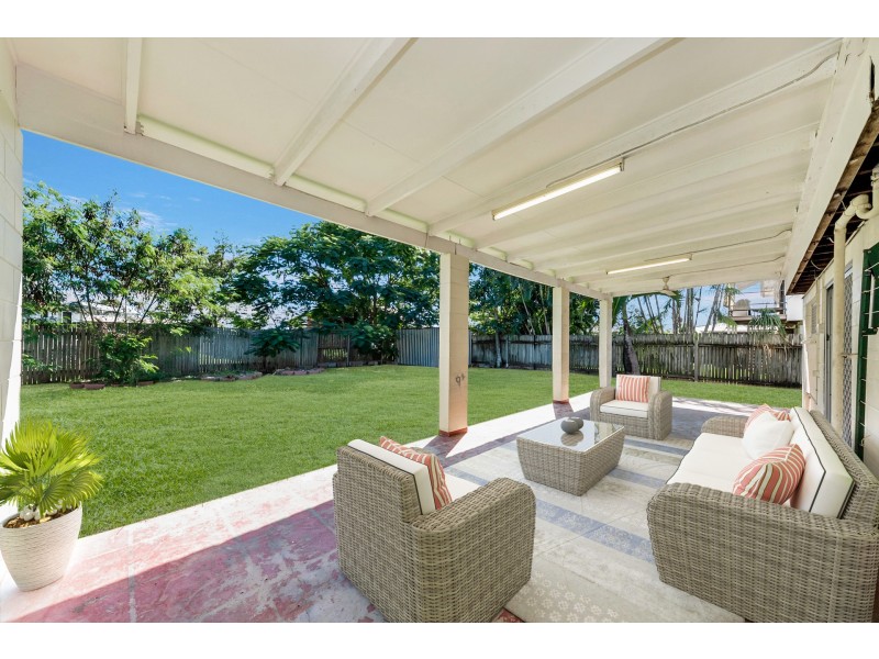 15 Mallee Street, Condon QLD 4815