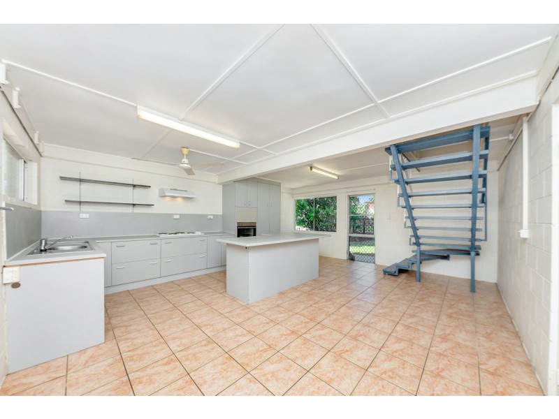 15 Mallee Street, Condon QLD 4815