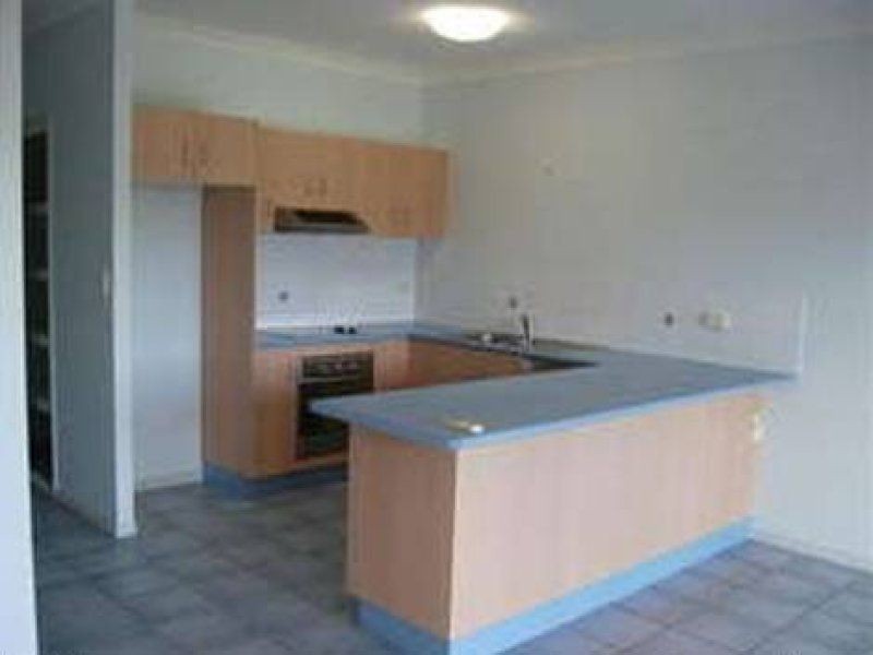 1/2 Macrossan Street, South Townsville QLD 4810