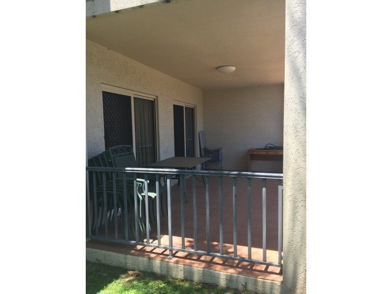 1/2 Macrossan Street, South Townsville QLD 4810