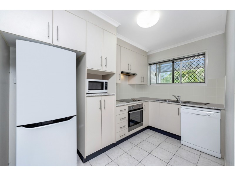 3/11 Derby Street, Pimlico QLD 4812