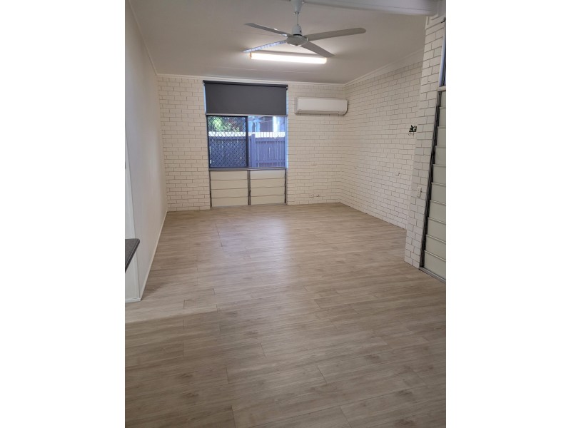 2/12 Kepler, Wulguru QLD 4811