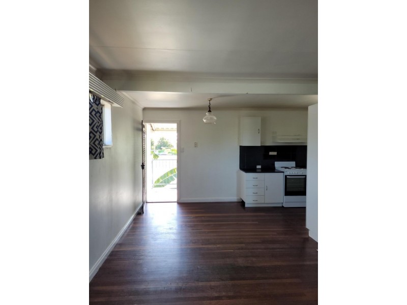 28 Sonia Street, Rasmussen QLD 4815