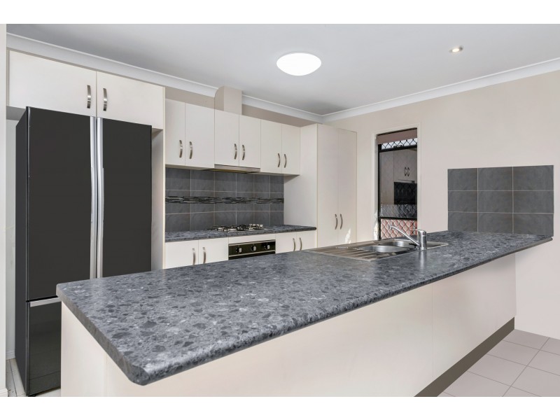 42 Madonis Way, Burdell QLD 4818