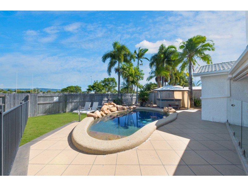 19 Campion Circle, Kirwan QLD 4817