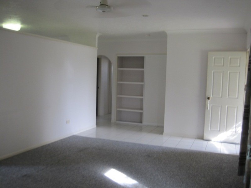 9 Jewel Court, Rasmussen QLD 4815