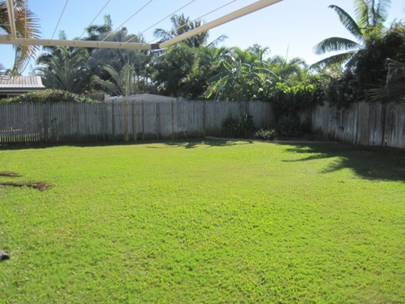 9 Jewel Court, Rasmussen QLD 4815