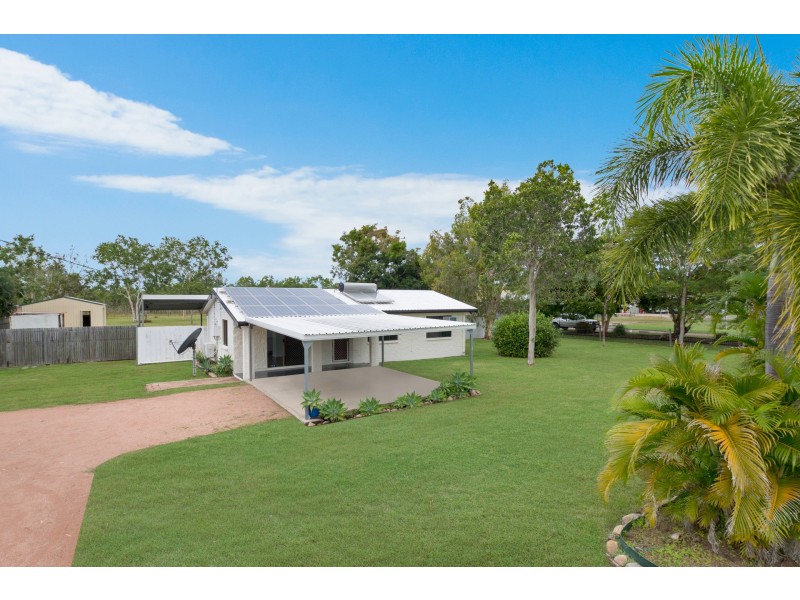 143 Mount Low Parkway, Mount Low QLD 4818