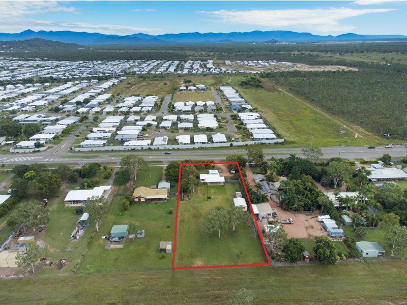 143 Mount Low Parkway, Mount Low QLD 4818