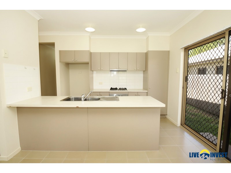 16 Derwent Circuit, Kelso QLD 4815