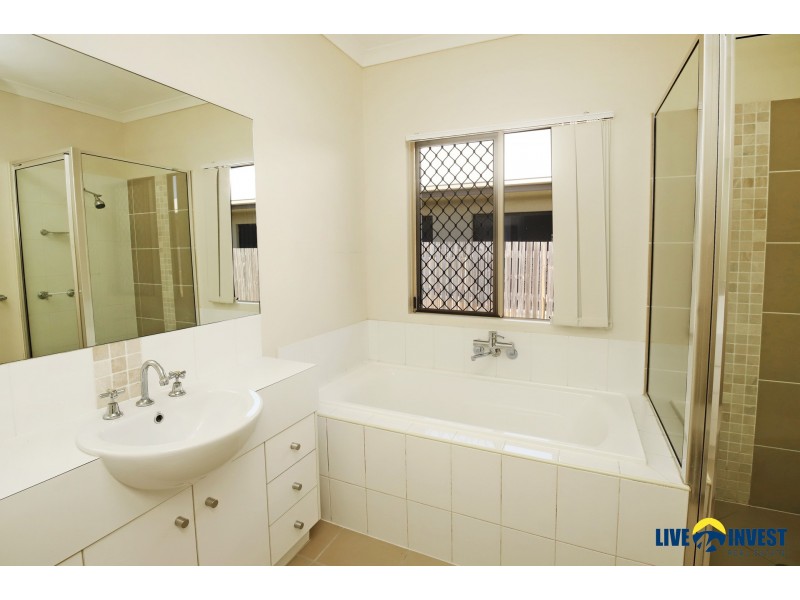 16 Derwent Circuit, Kelso QLD 4815