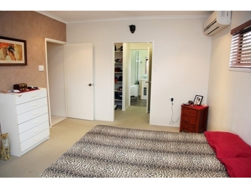 20 Corveth Street, Kirwan QLD 4817