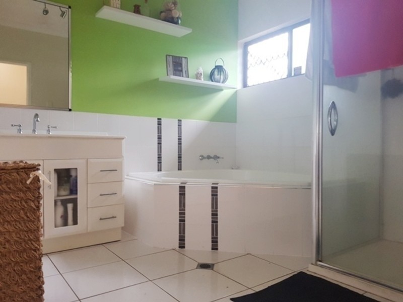 20 Corveth Street, Kirwan QLD 4817