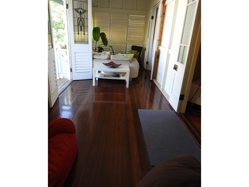 11 Fletcher Street, Townsville City QLD 4810