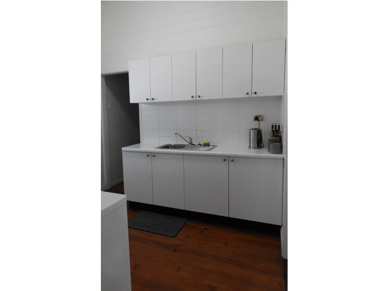 11 Fletcher Street, Townsville City QLD 4810