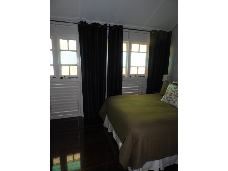 11 Fletcher Street, Townsville City QLD 4810