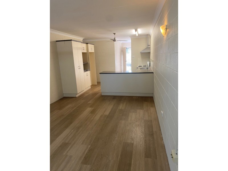 1/159 Mill Drive, Kirwan QLD 4817